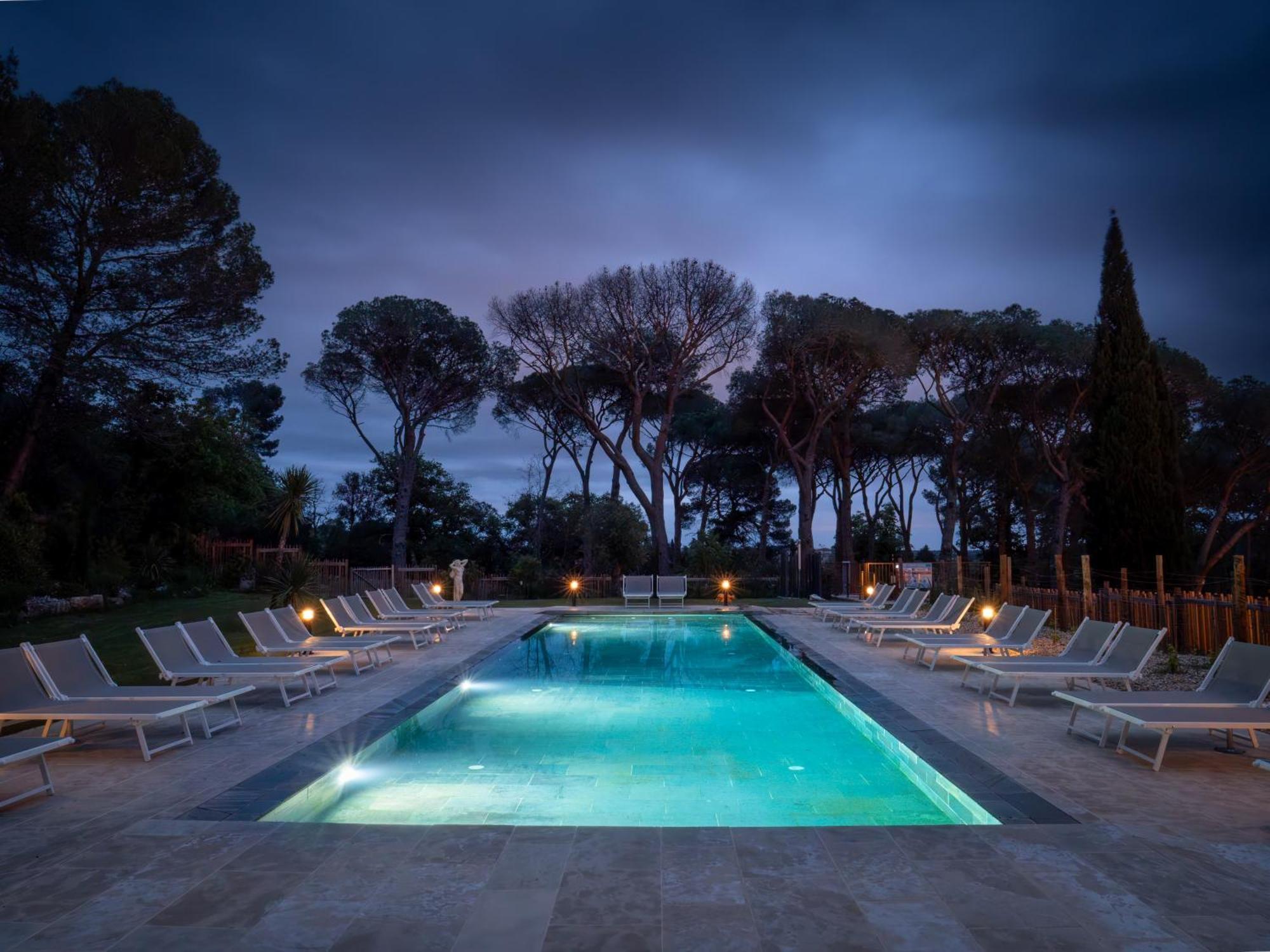 Chateau Du Parc - Gites & Spas A Pézenas المظهر الخارجي الصورة